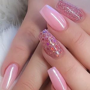 Meet your Posher, Karmela